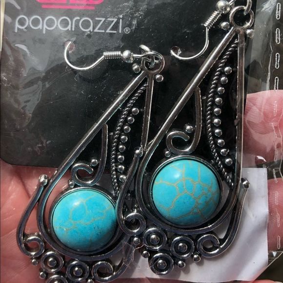 NIP wire earrings faux turquoise silvertone teardrop scroll design - Picture 5 of 5